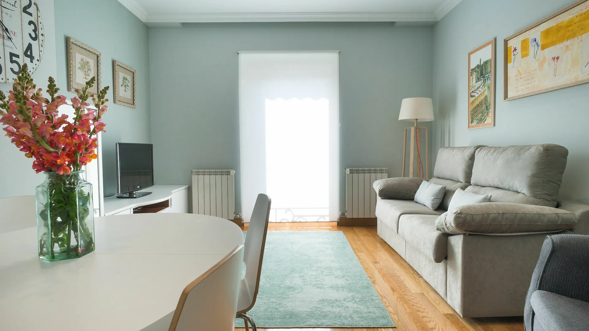 Sanchez Toca - Ib. Apartments San Sebastian 0*,  Spain