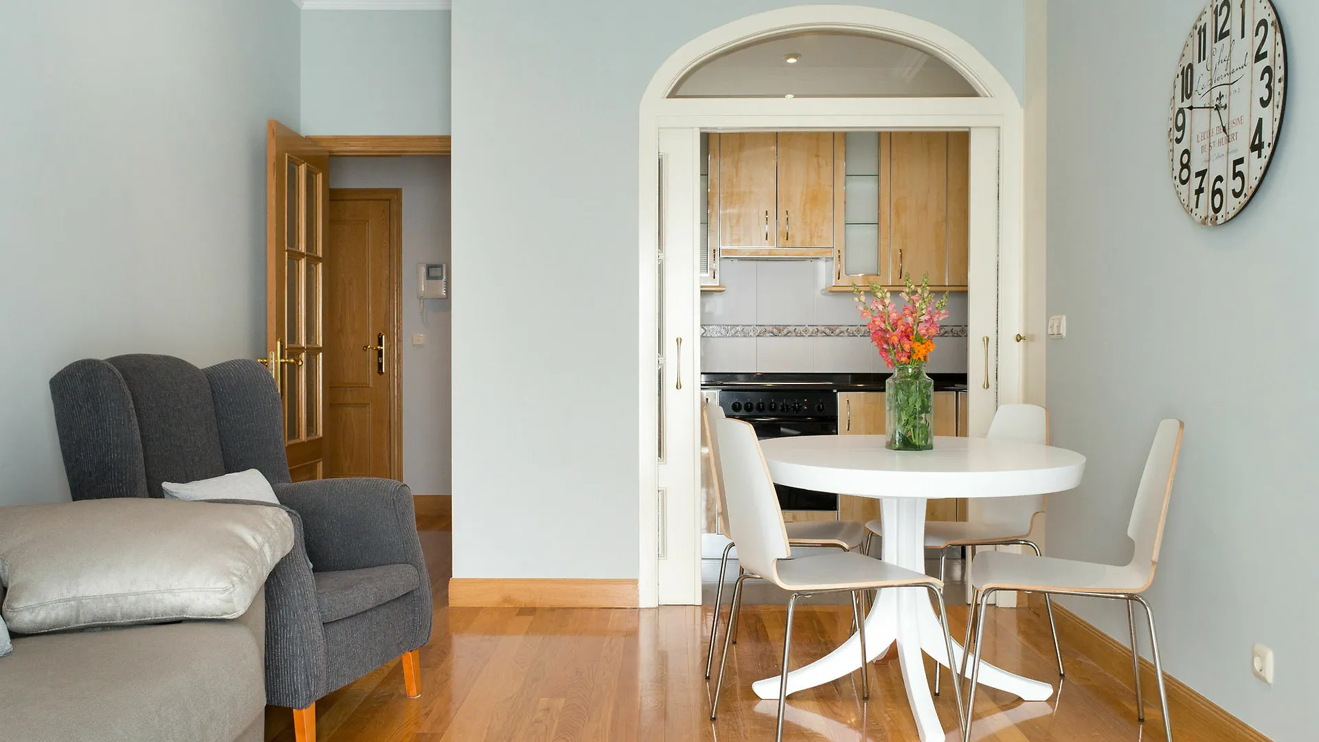 Sanchez Toca - Ib. Apartments San Sebastian Spain